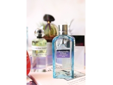 Zoom στο Abercrombie & Fitch first instinct blue WOMAN EDP 50ml SPR