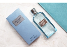 Zoom στο Abercrombie & Fitch first instinct blue WOMAN EDP 50ml SPR