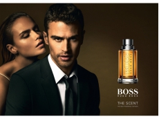 Zoom στο BOSS THE SCENT EDT 100ml SPR , TRAVEL edt 10ml , SHOWER GEL 100ml (GIFT SET)