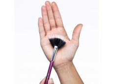 Zoom στο ARTDECO FAN BRUSH HIGHLIGHTER PINCEL