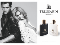 Zoom στο TRUSSARDI UOMO EAU DE TOILETTE 100ml TESTER