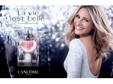 Zoom στο Lancôme La Vie Est Belle BODY LOTION 200ml
